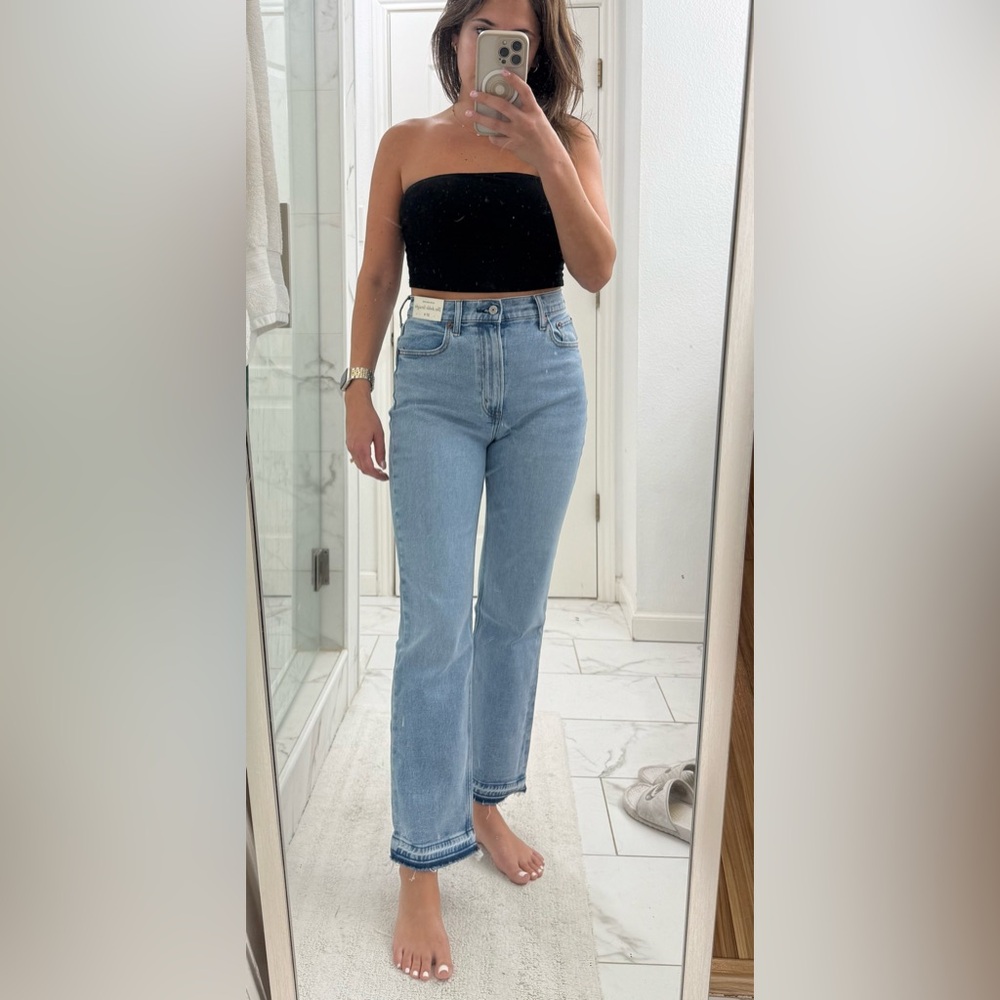 Abercrombie & Fitch Ultra High Rise Ankle Straight Jeans